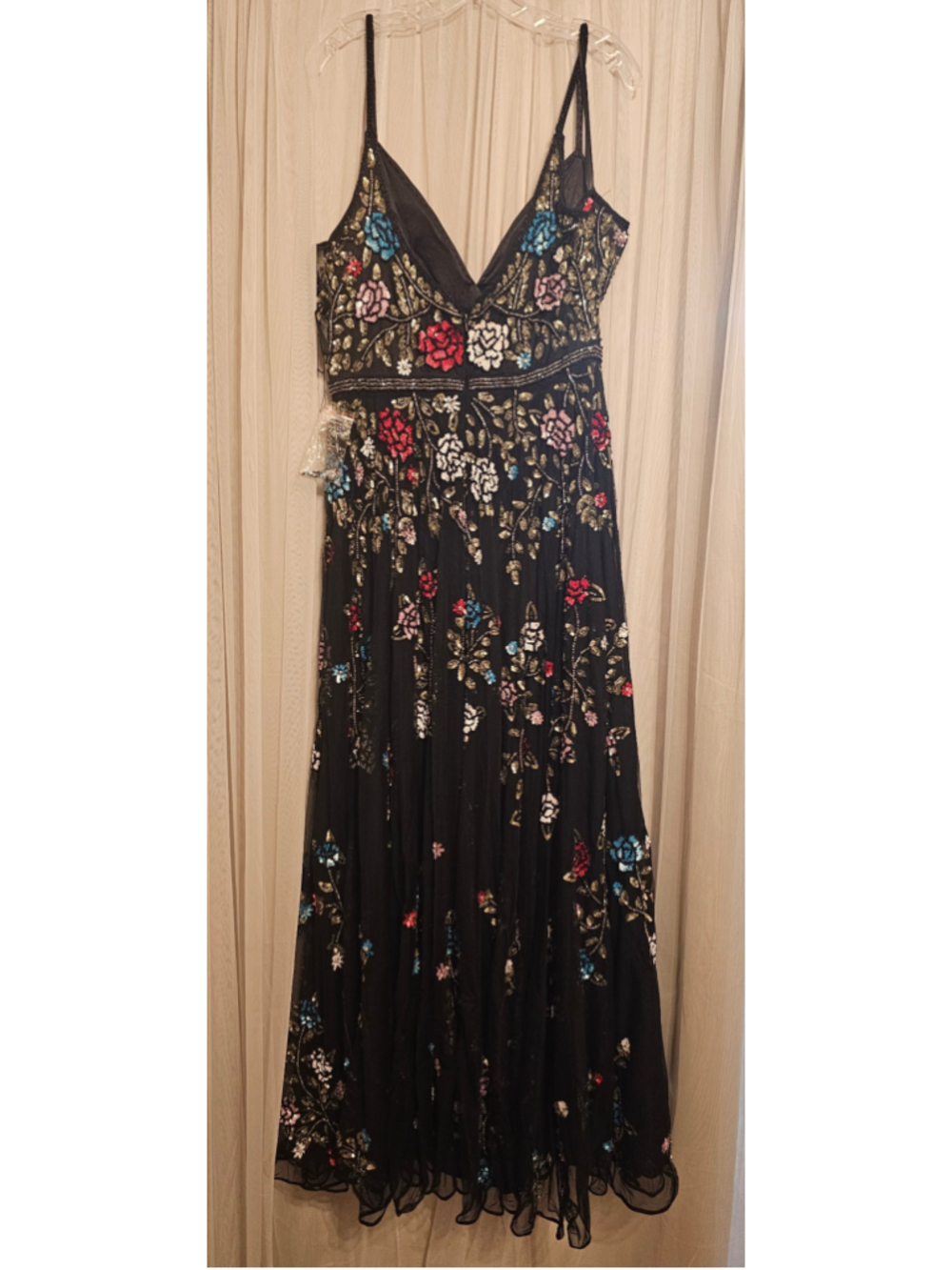 Mac Duggal Heavy Beaded Floral Formal Gown XXL size 18 Black Multi